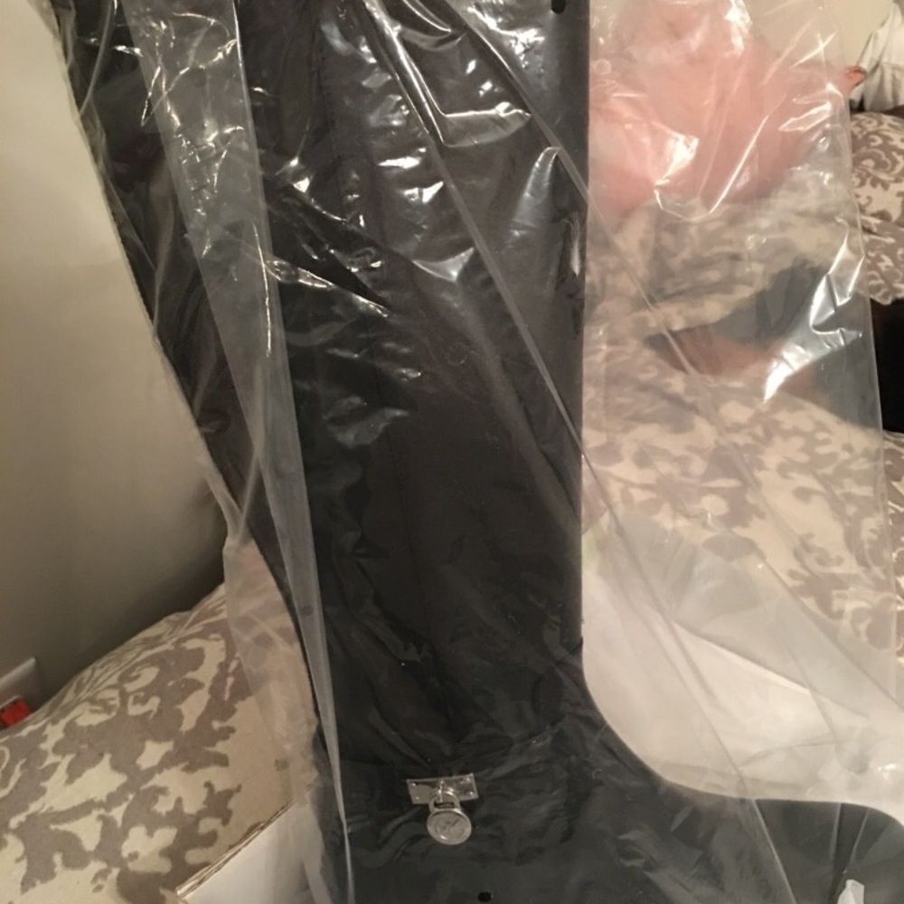 Michael Kors Ryan Leather Boots